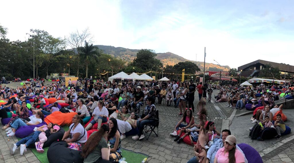 Colombia Canta y Encanta - Escenario Futuro de la Feria de las Flores 2023.