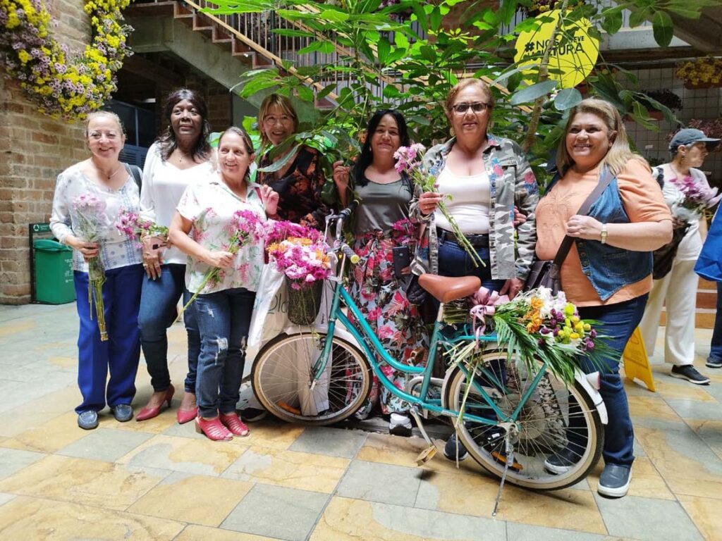 El Vásquez se viste de flores