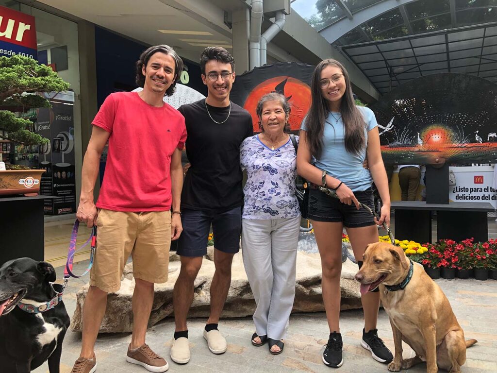 Exposición Bonsái Florece - Centro Comercial Sandiego
