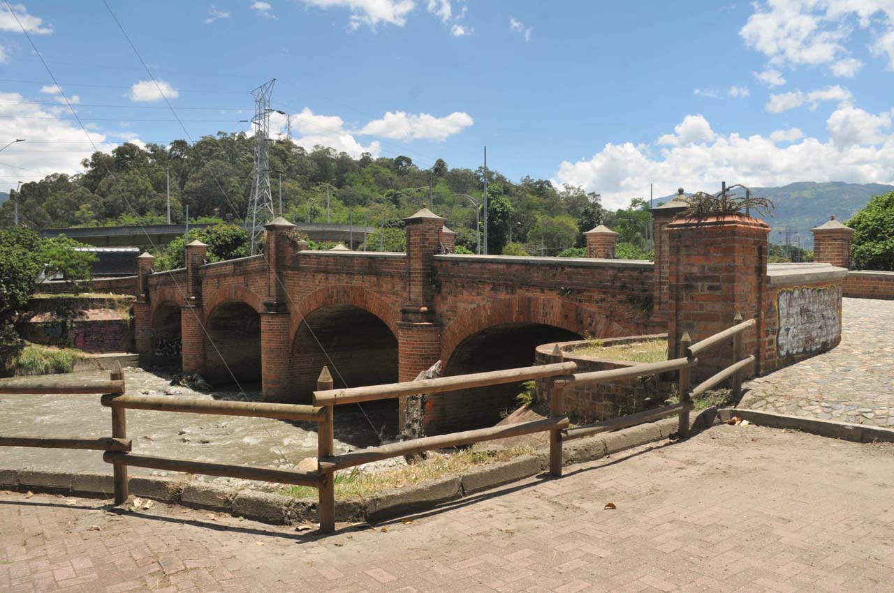Puente de Guayaquil. Foto Carlos Vidal.