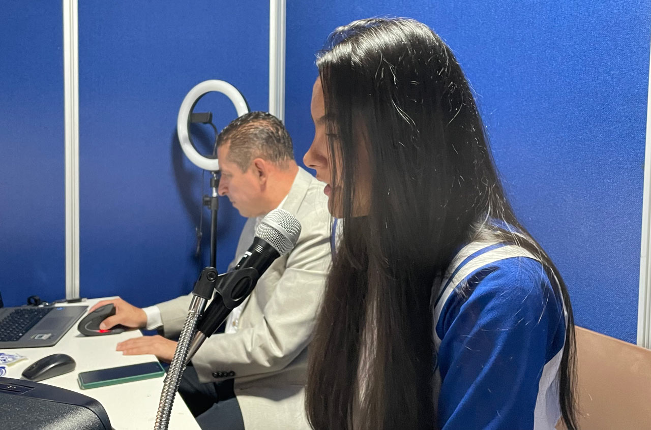 La Red de Emisoras Escolares de Medellín presenta piloto de programa de radio educativo