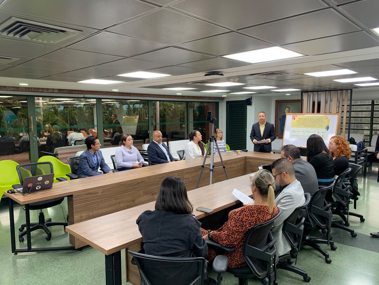 Reunión memorandos de entendimiento