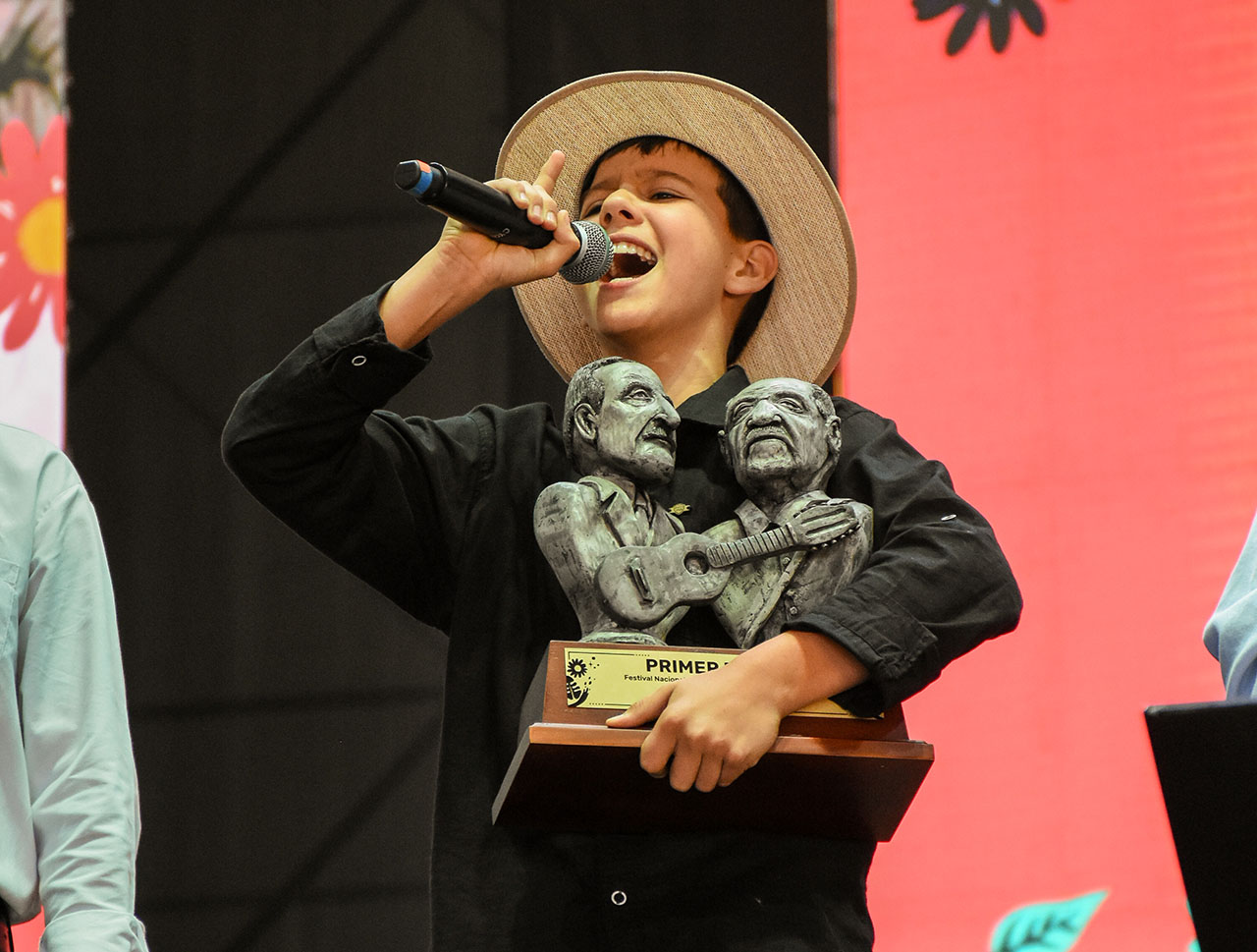 Kevin Duque “El Paisita de Oriente”, Rey Infantil de la Trova, Ciudad de Medellín