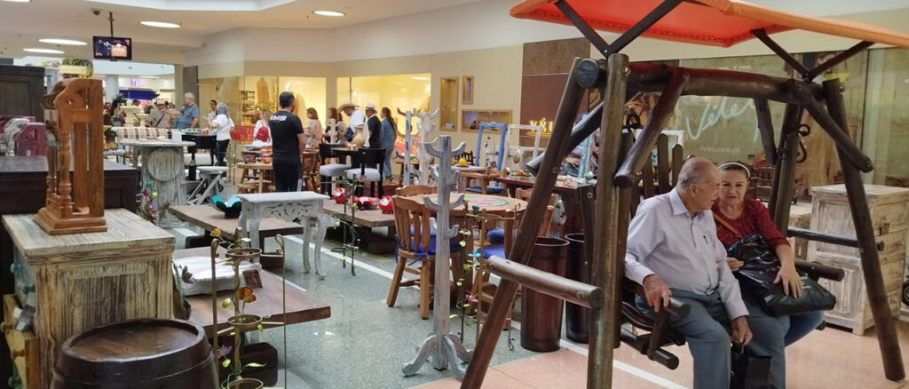 Feria Artesanal - Ciudadela Comercial Unicentro