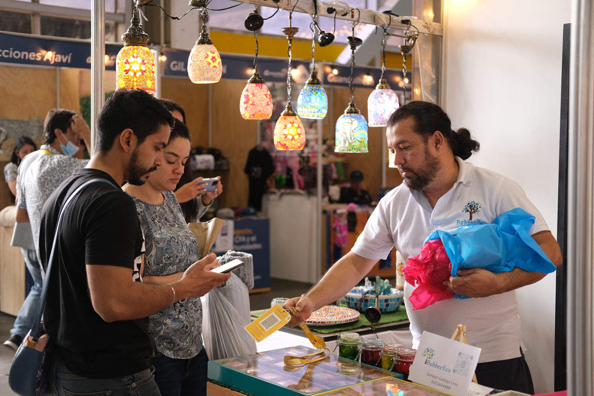 Compra Hecho en Medellín y Antioquia