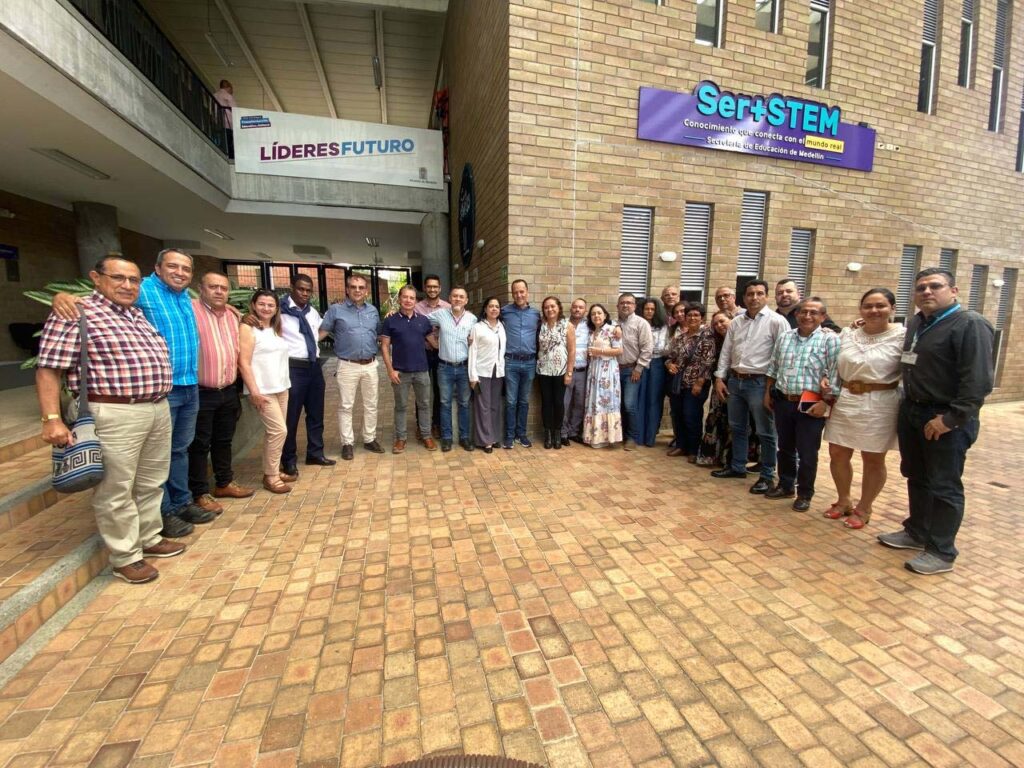 Medellín digitalizó la información de las instituciones oficiales del Distrito