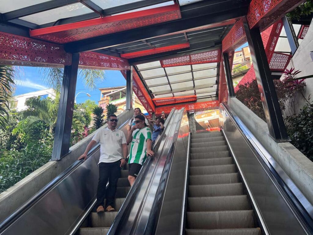 Escaleras Eléctricas de la comuna 13