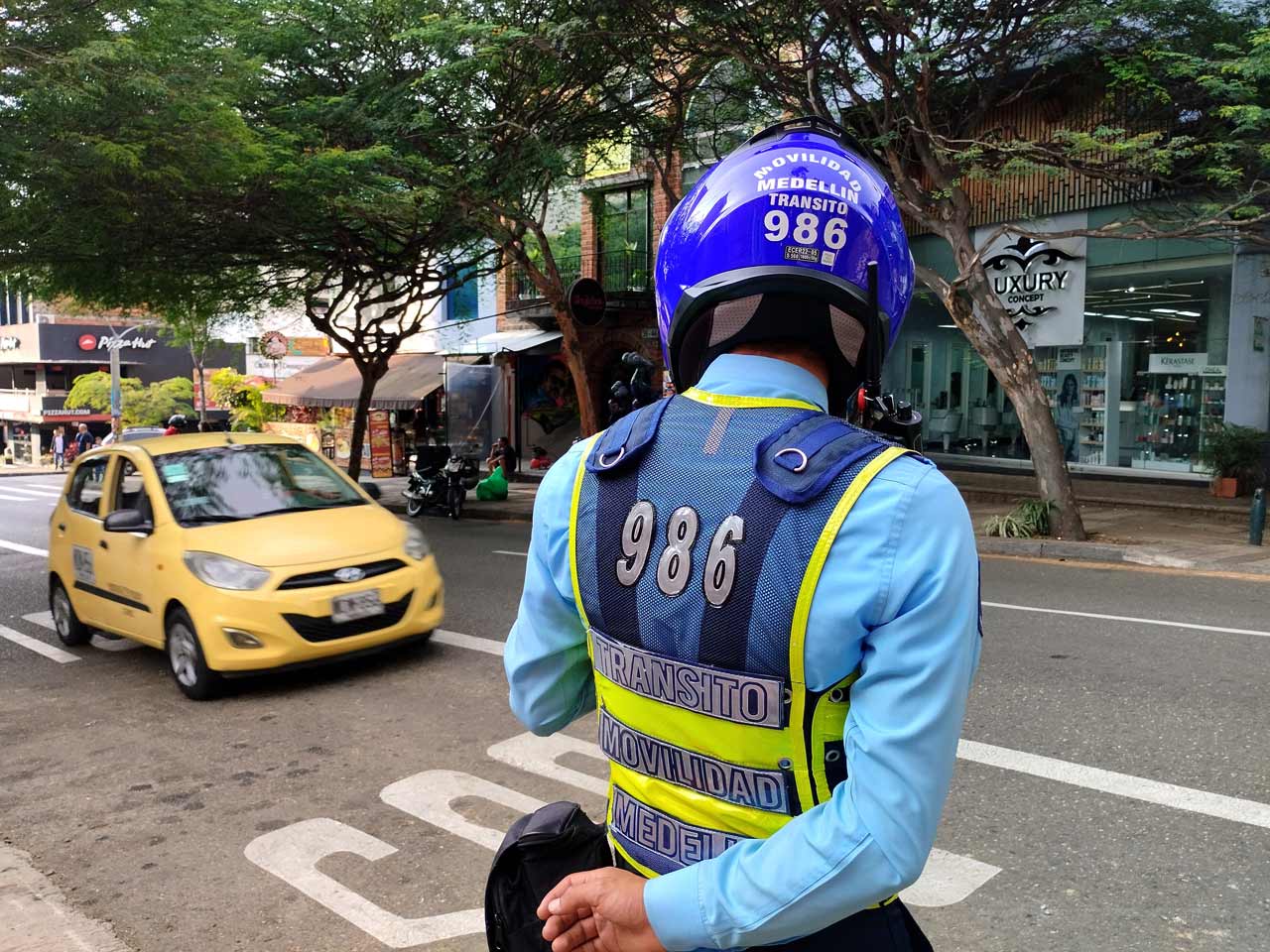 En un 52 % ha disminuido la congestión vehicular en El Poblado, gracias a los controles de movilidad