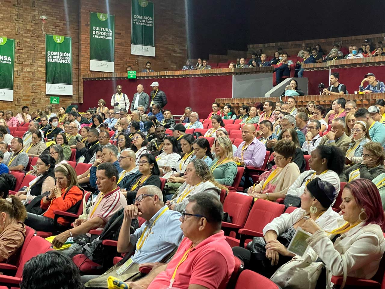 Encontro sobre pedagogia, pesquisa e experiências