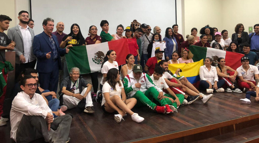 Turistas mexicanos en Medellín