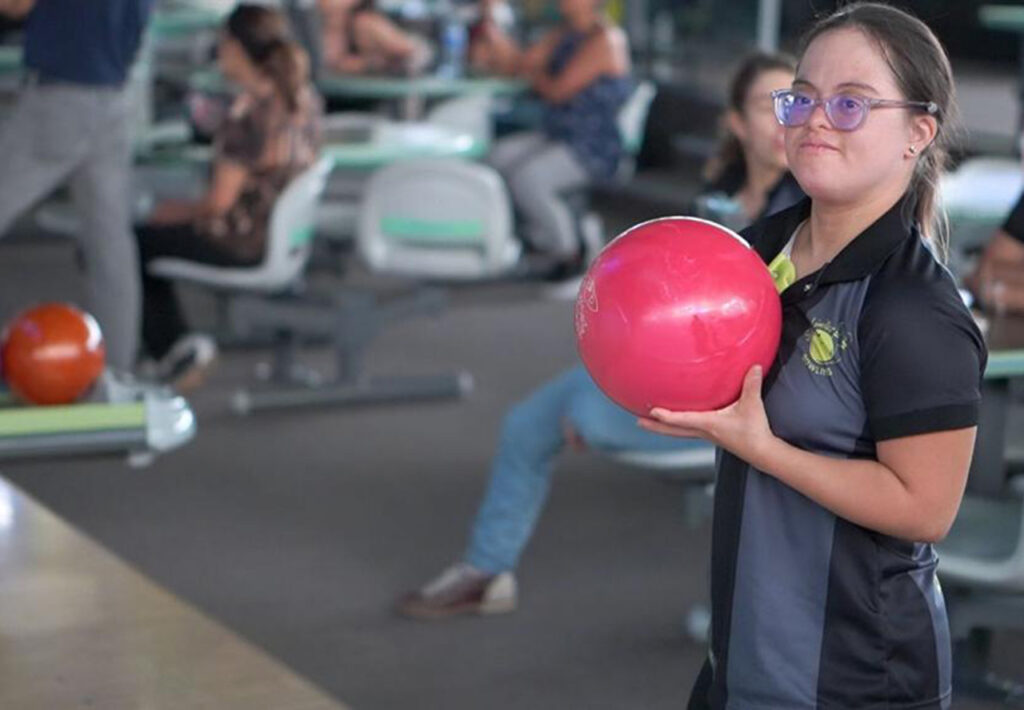 Melissa, practicante de bolos asistido - Escuelas Populares del Deporte