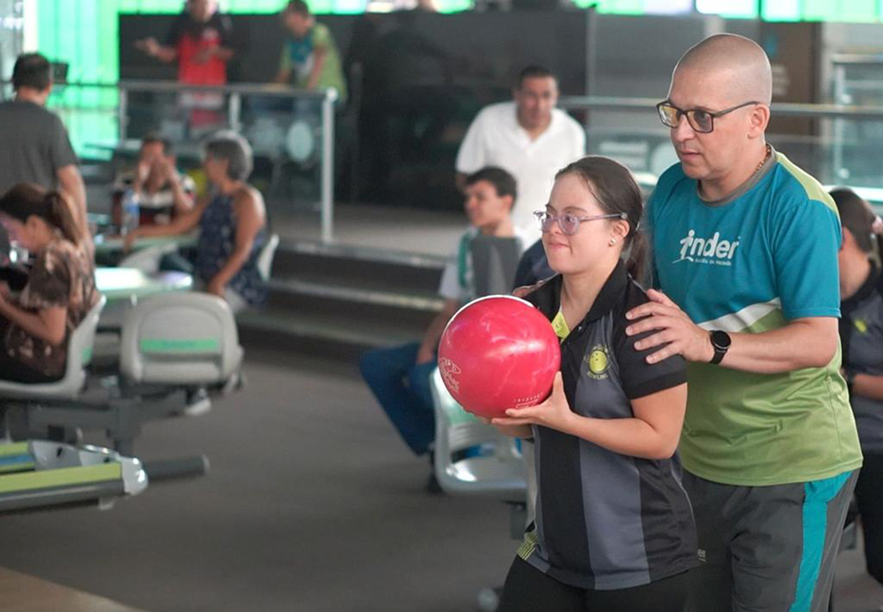 Melissa y su instructor Felipe Correa Sánchez