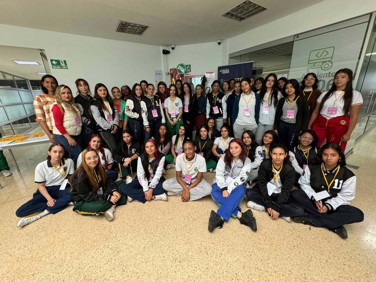 Las estudiantes de media técnica en programas TIC participan en el Bootcamp de Movilidad y Medioambiente