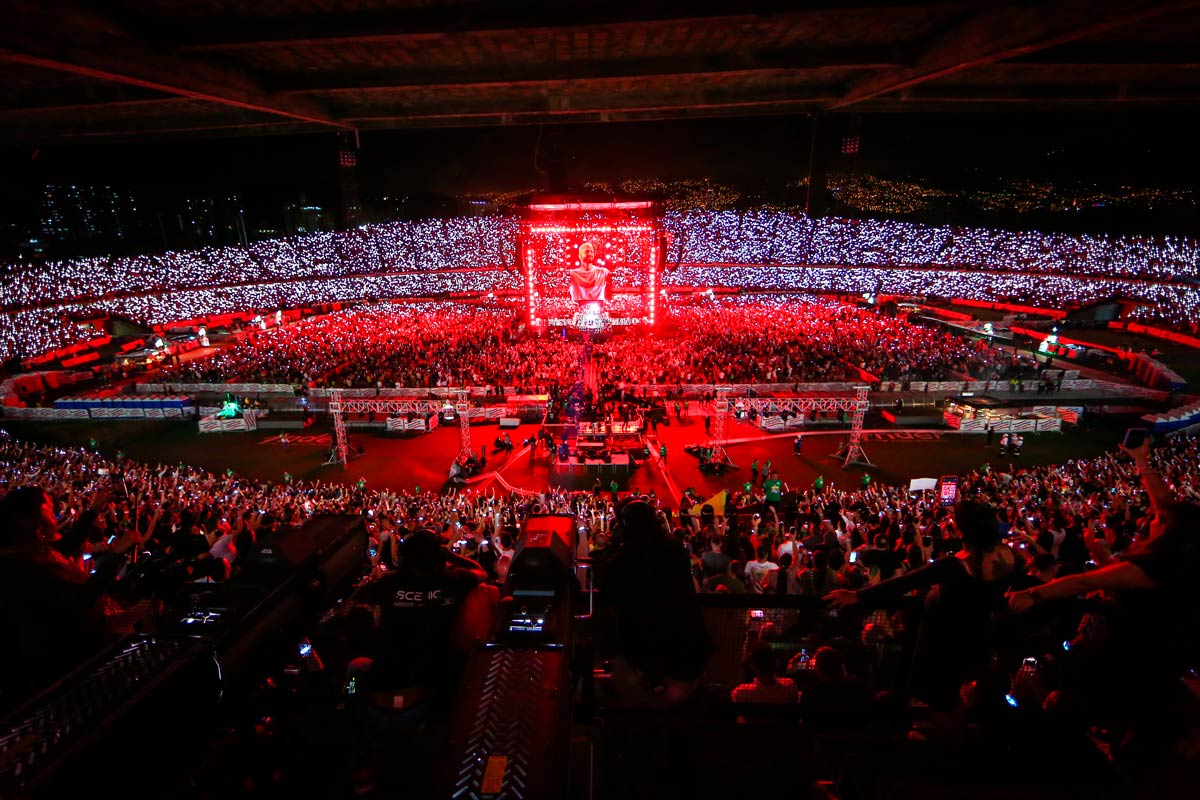 Proyección conciertos Karol G