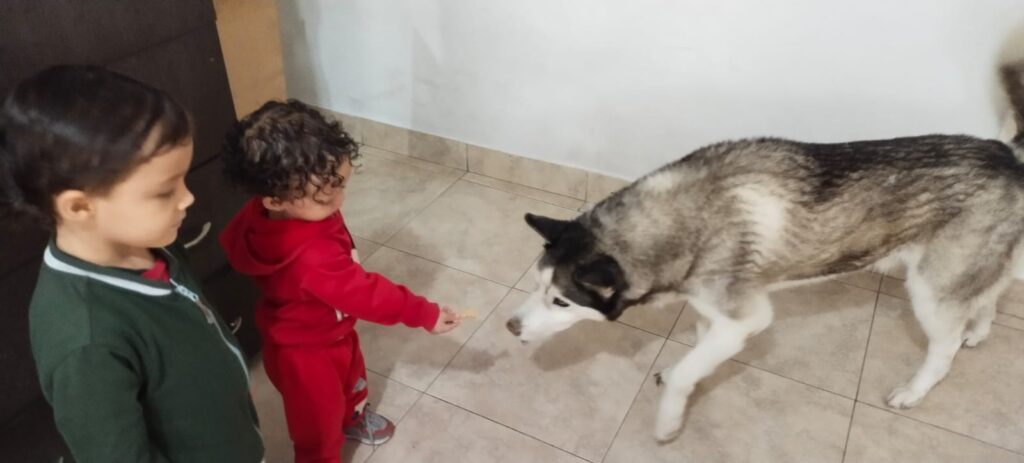 Miguel Ángel De La Hoz Muñoz y su hermano Gabriel