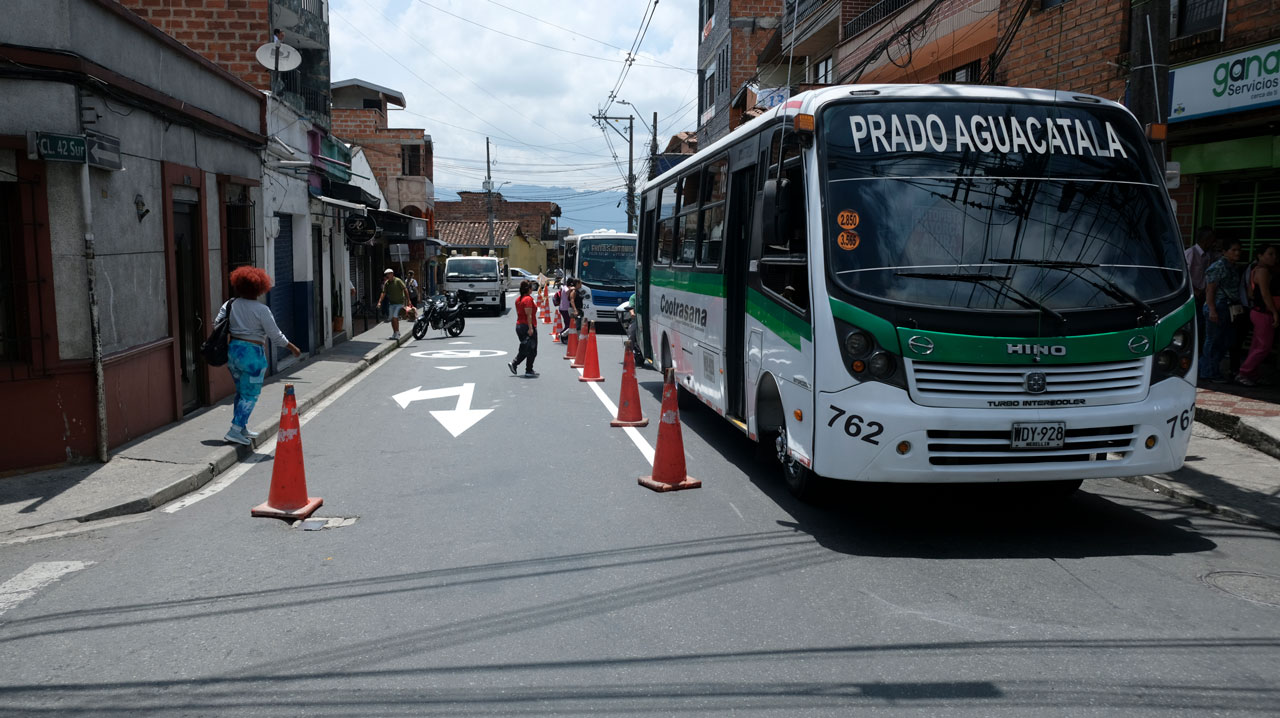 A partir del 1 de enero de 2024 regirá un incremento de $350 en el pasaje de buses de transporte público colectivo en Medellín A partir del 1 de enero de 2024 regirá un incremento de $350 en el pasaje de buses de transporte público colectivo en Medellín