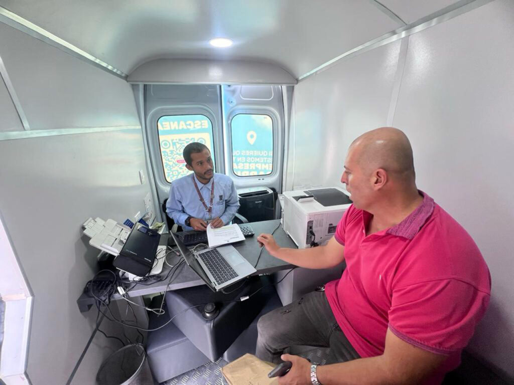 Unidad Móvil para trámites de Movilidad de Medellín