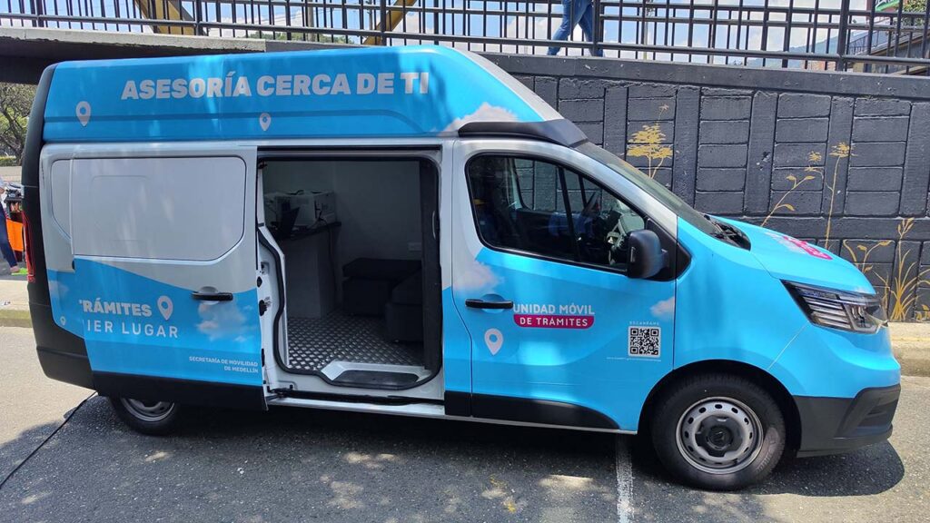 Unidad Móvil para trámites de Movilidad de Medellín