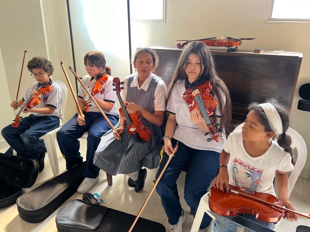 Escuela de Tango de la Red de Músicas de Medellín