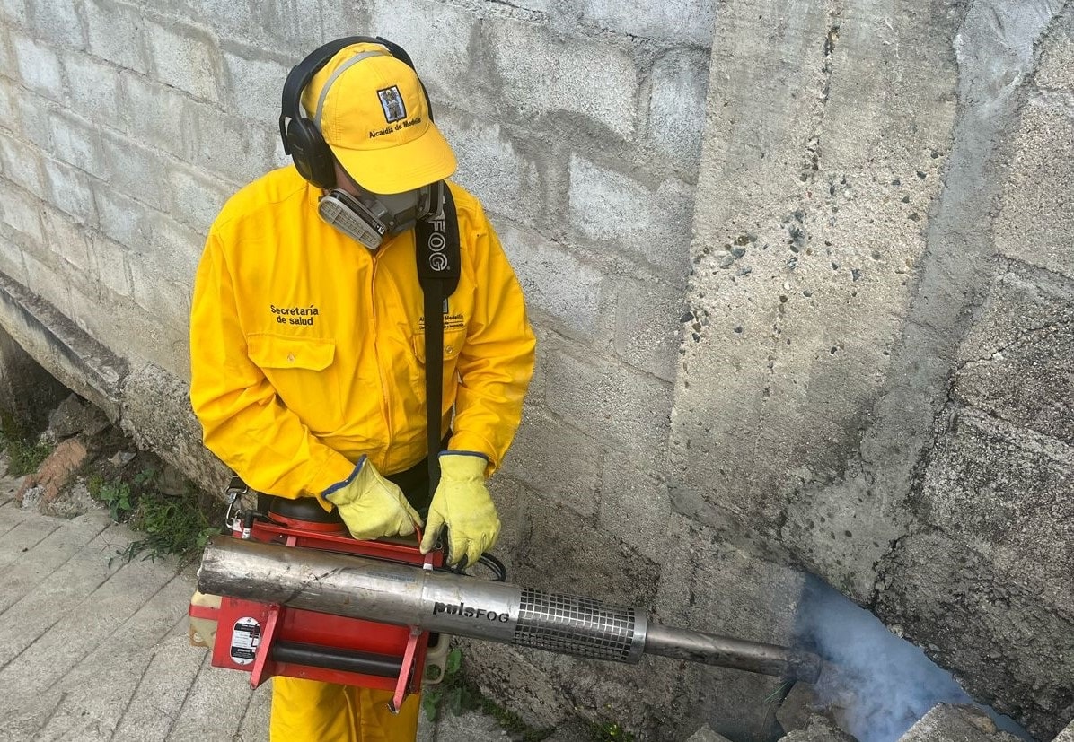 Alerta por aumento de casos de dengue en Medellín