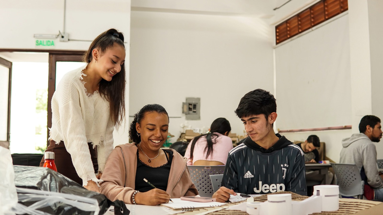 En Medellín hay 9.500 cupos disponibles para educación superior