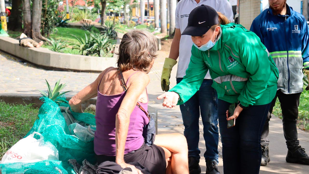 El Distrito adelantó megaoperativo de 48 horas continuas para recuperar espacios públicos El Distrito adelantó megaoperativo de 48 horas continuas para recuperar espacios públicos