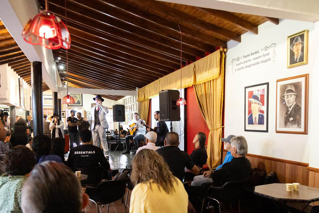 Más de mil artistas se preparan para el XVIII Festival Internacional de Tango de Medellín