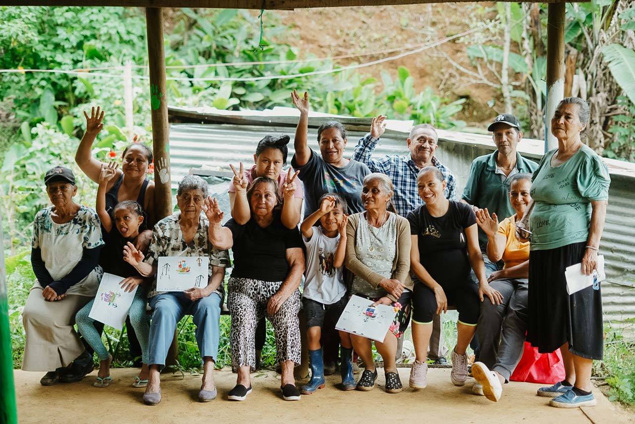 El Distrito fortalece 23 huertas urbanas de víctimas del conflicto armado