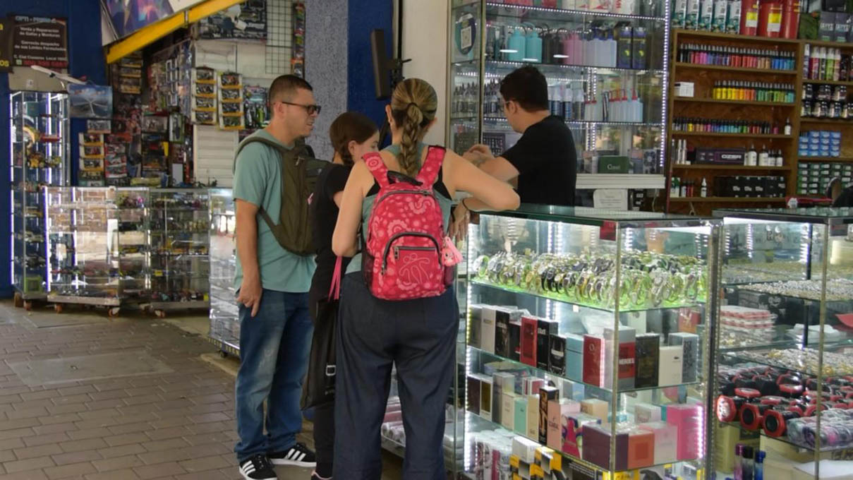 La Alcaldía de Medellín, la Gobernación de Antioquia y Fenalco se unen para incentivar el comercio local