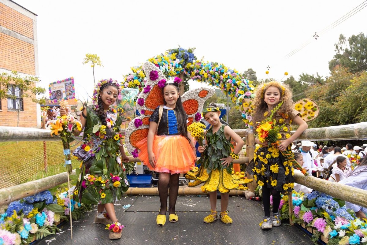 342 niñas y niños participarán en el 26.° Desfile de Silleteritos de Santa Elena