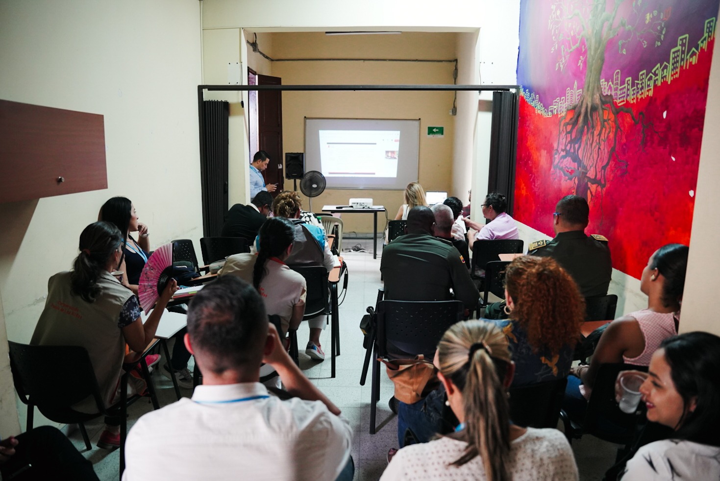 La Alcaldía de Medellín y la Defensoría del Pueblo presentan diplomado sobre derechos humanos