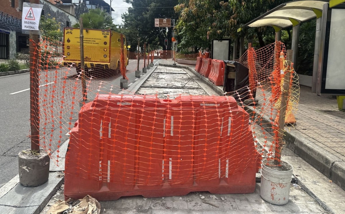 La recuperación e intervención de las vías por donde pasan las rutas alimentadoras de Metroplús avanza