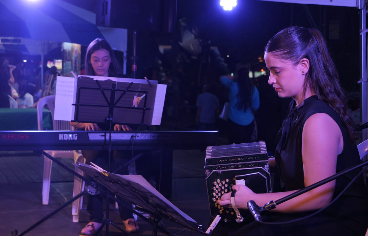 Más de 6.000 ciudadanos han disfrutado del espacio público con Cultura Parque