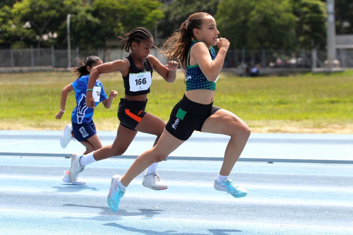 383 niñas y niños de Medellín participaron en los Juegos Deportivos Escolares a nivel regional