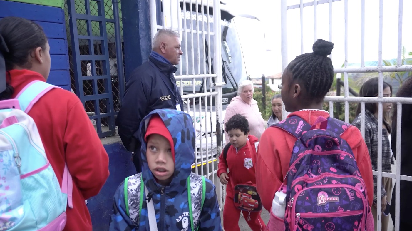 173 alumnos de Medellín llegan hasta las instituciones educativas en nuevas rutas de transporte escolar