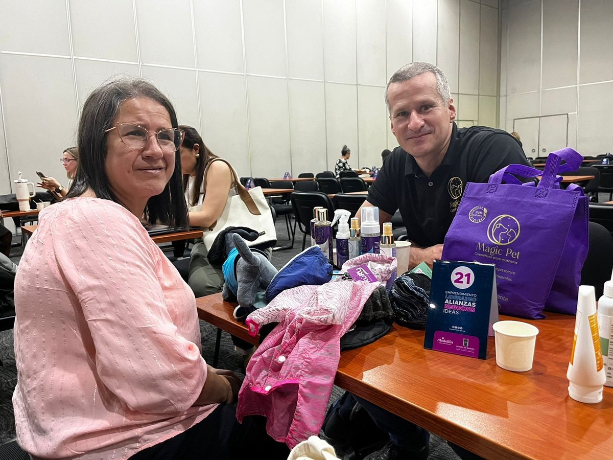 Más de 150 emprendedores participaron en rueda de negocios de la Alcaldía de Medellín para potenciar oportunidades