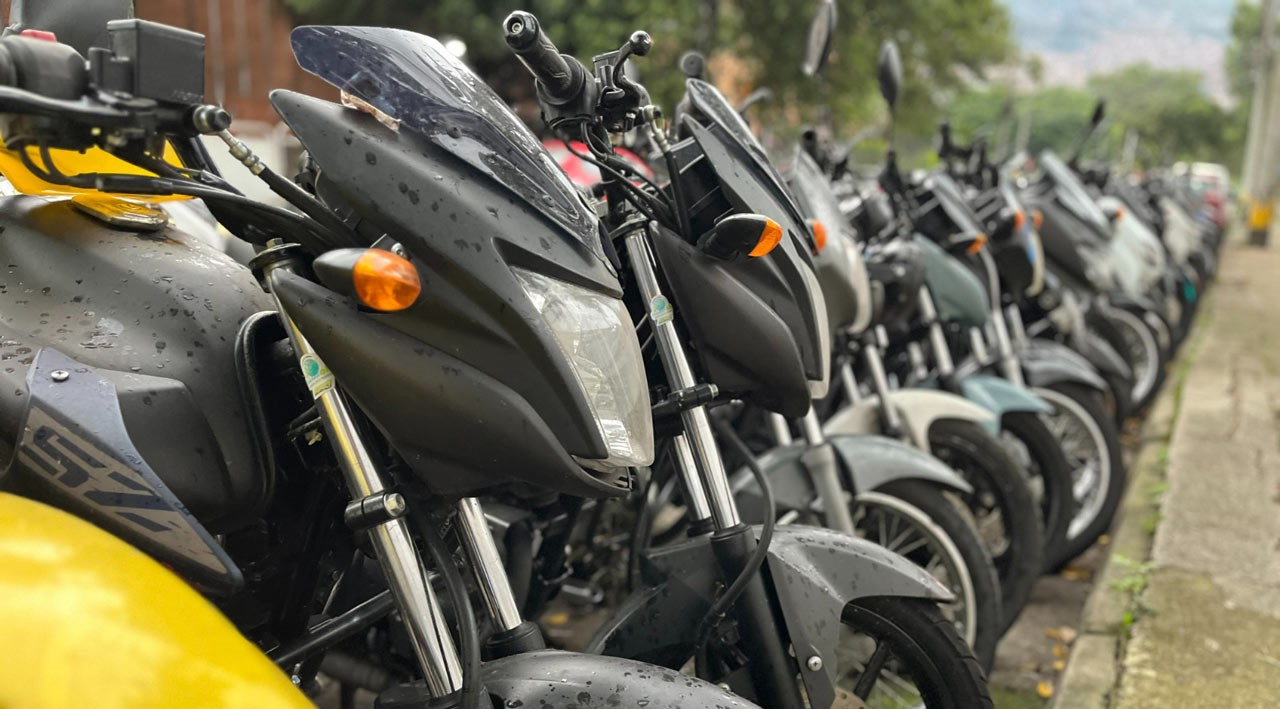 Falsedad marcaria o gemeleo de vehículos y de motos