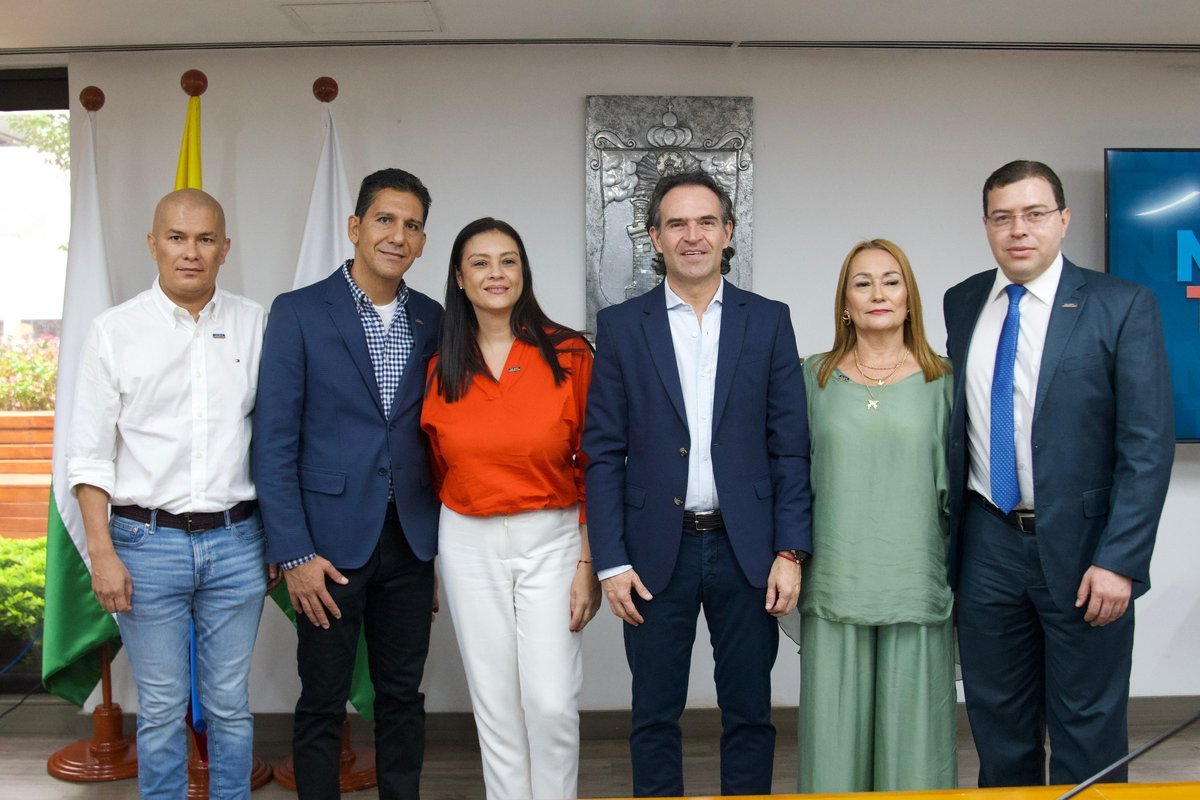 El alcalde Federico Gutiérrez Zuluaga posesionó a cinco corregidores