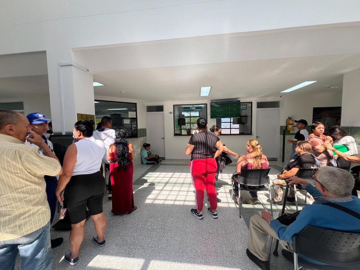 Más de 17.000 usuarios disfrutan de un centro de salud renovado en Santo Domingo Más de 17.000 usuarios disfrutan de un centro de salud renovado en Santo Domingo