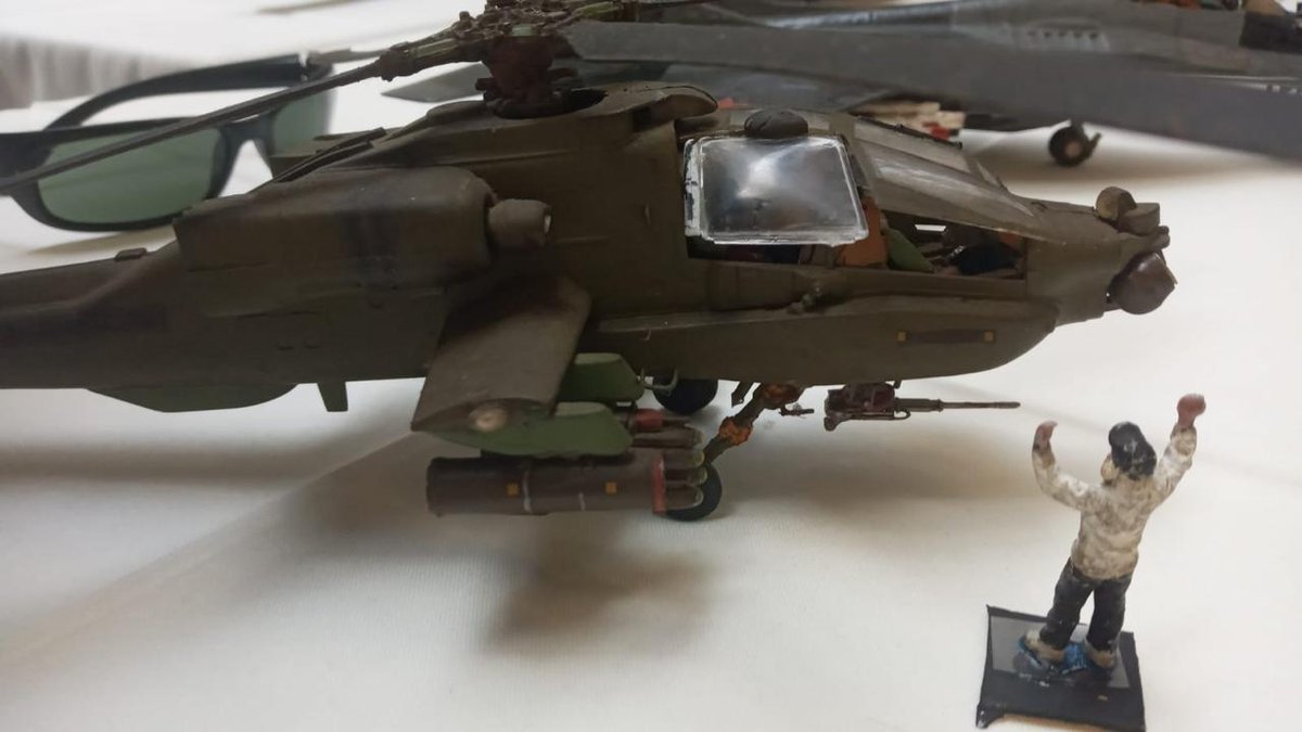 Con exposición de más de 100 aviones a escala inició la programación de la Feria de las Flores en el Olaya Herrera Con exposición de más de 100 aviones a escala inició la programación de la Feria de las Flores en el Olaya Herrera