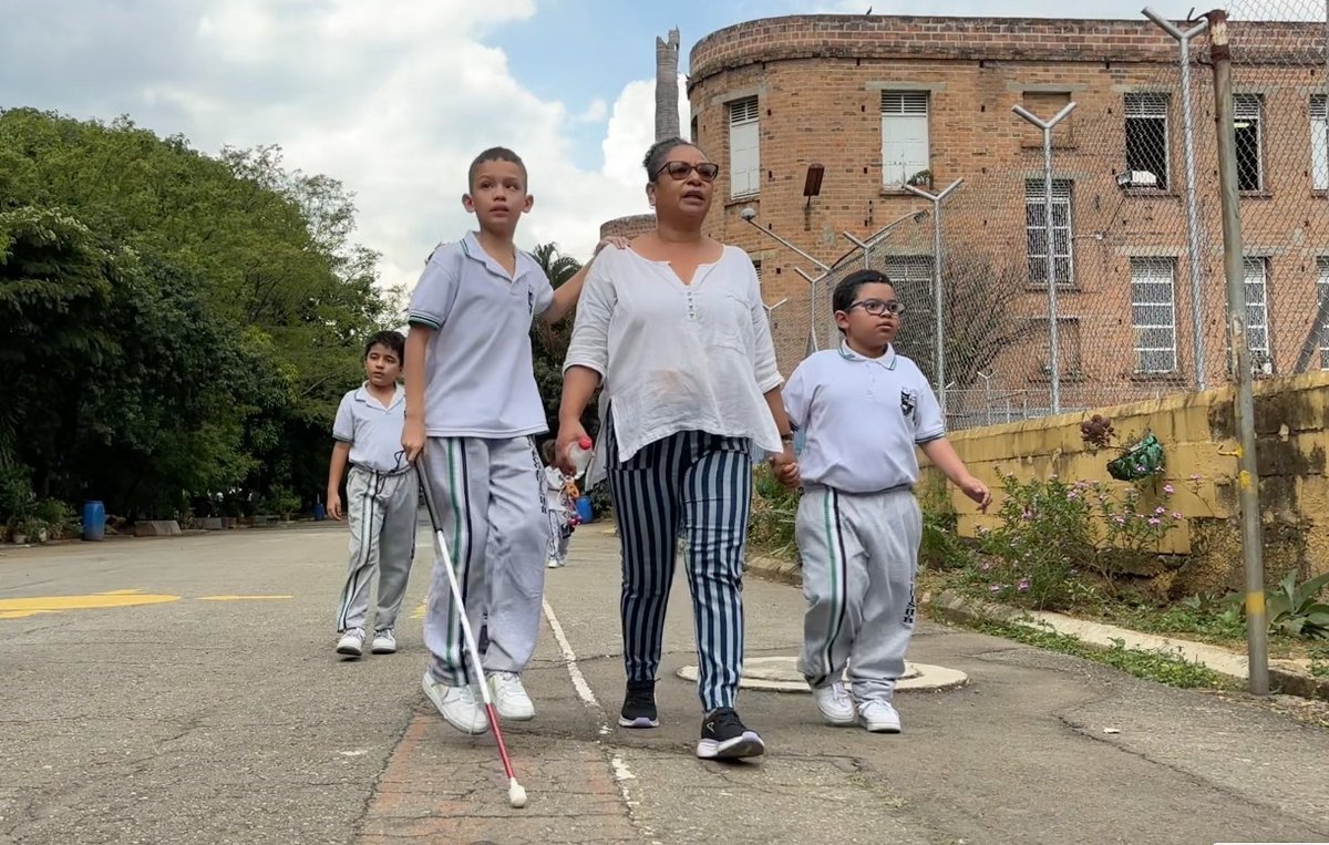 El programa Horizontes 2.0 inició la formación de 100 niñas y niños de Medellín en ciencia e innovación
