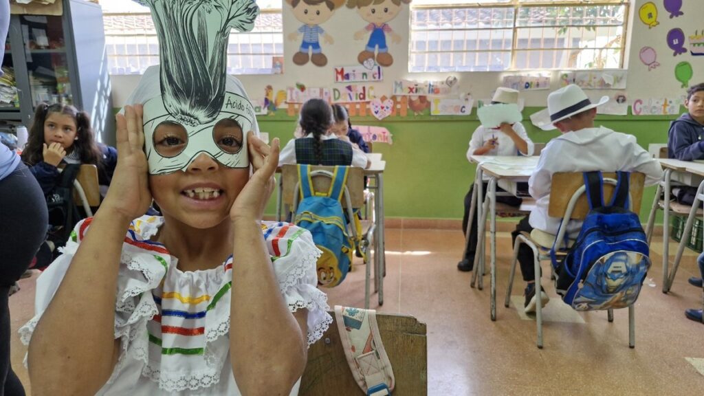 Delegación uruguaya explora iniciativas innovadoras de seguridad alimentaria en Medellín