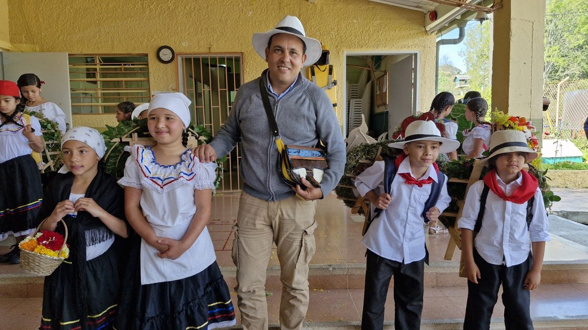 Delegación uruguaya explora iniciativas innovadoras de seguridad alimentaria en Medellín