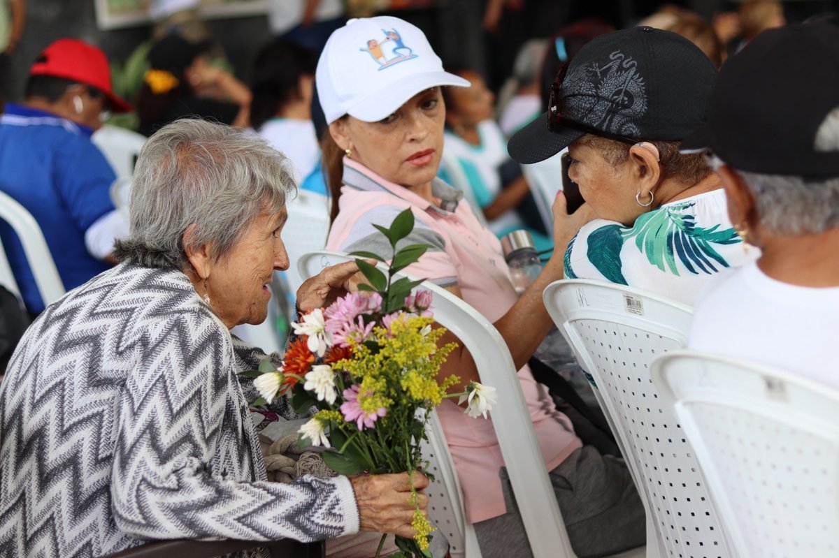 Más de 1.500 personas disfrutaron de la presentación de la Semana por la Tranquilidad y Gestión del Ruido Más de 1.500 personas disfrutaron de la presentación de la Semana por la Tranquilidad y Gestión del Ruido
