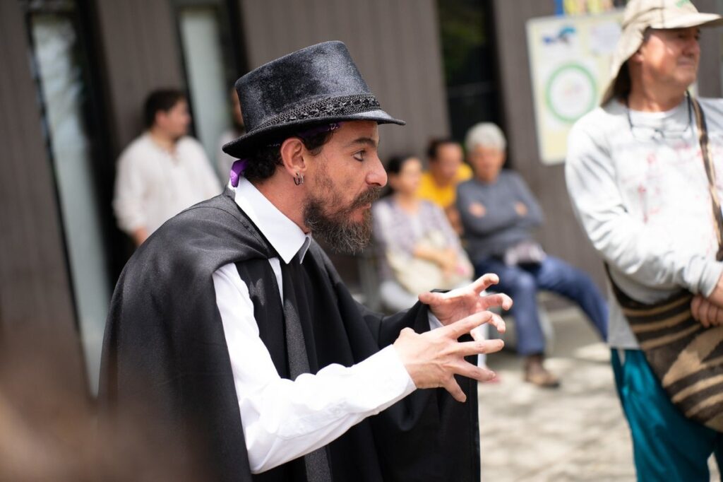 Medellín cuenta su historia desde 30 bibliotecas públicas