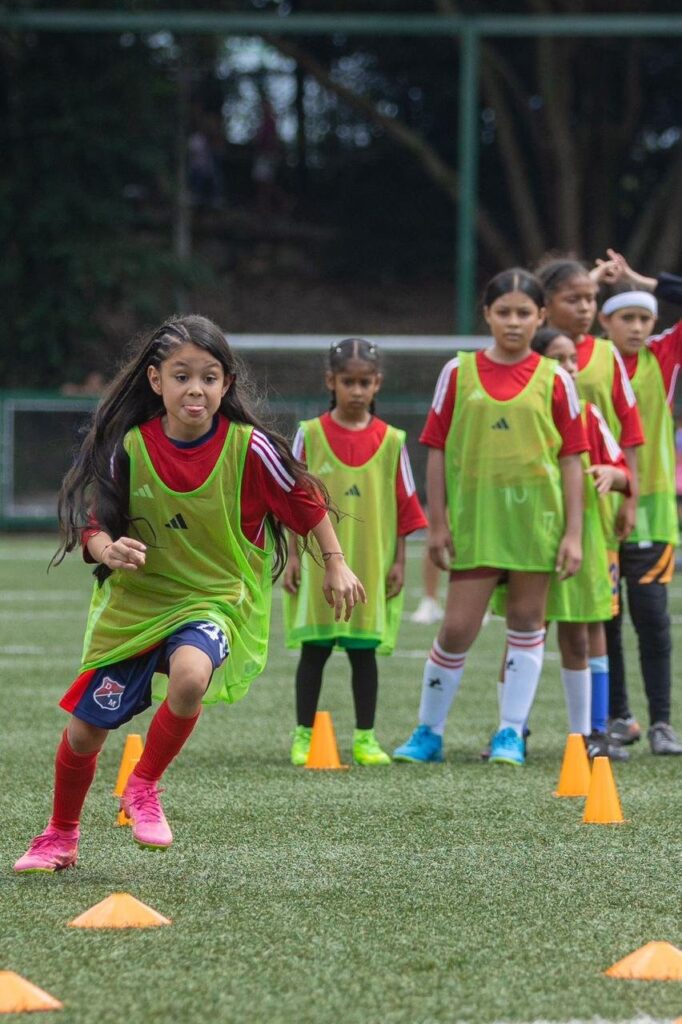 Más de 100 niñas menores de 12 años participaron en torneo inspirado en el Mundial Femenino de Fútbol Sub-20 de la FIFA