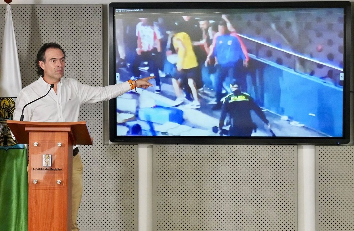 “Es absurdo que en algo que debería ser para el sano esparcimiento haya criminales que se escuden en ser hinchas para agredir a otros”: alcalde Federico Gutiérrez Zuluaga