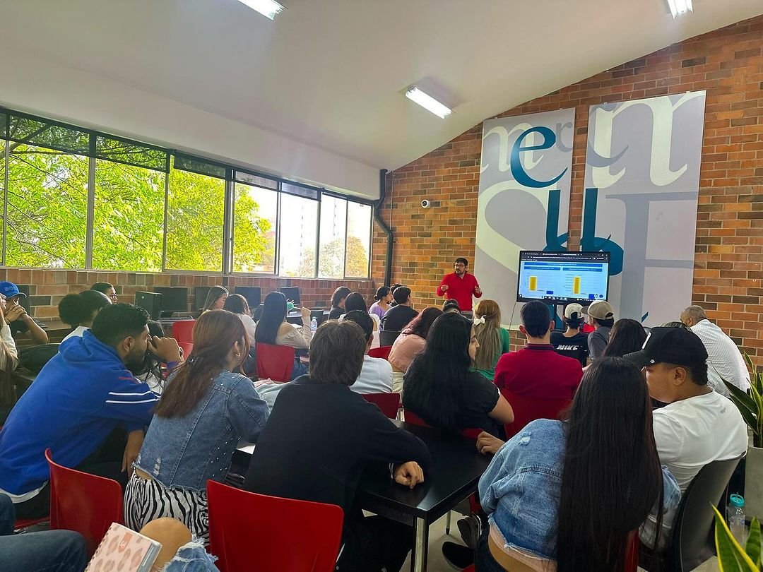 La Administración Distrital iniciará la formación de 400 ciudadanos en habilidades digitales La Administración Distrital iniciará la formación de 400 ciudadanos en habilidades digitales