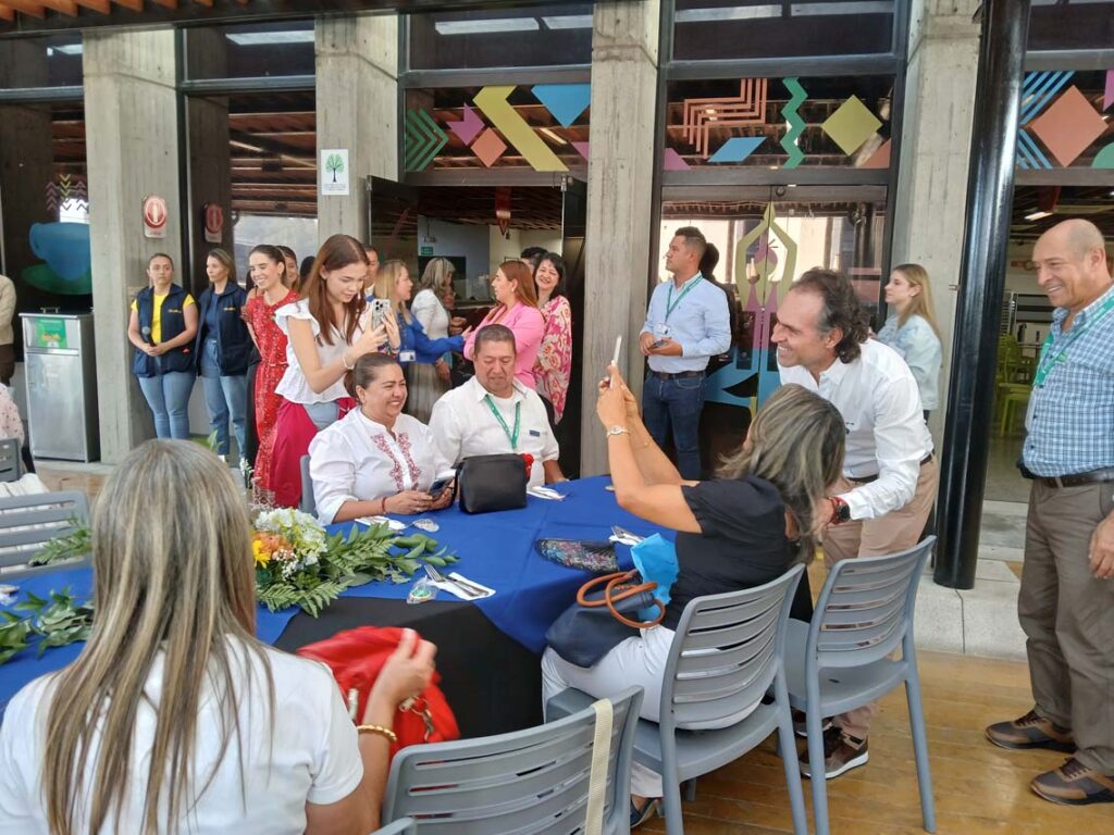 Evento de gratitud para los pensionados del Distrito