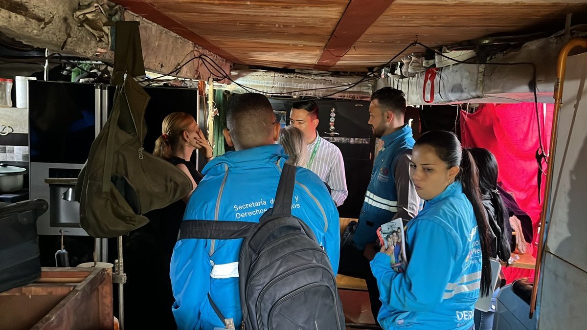 Por incumplimiento de las normas urbanísticas, una estructura fue demolida en el sector de Aranjuez Por incumplimiento de las normas urbanísticas, una estructura fue demolida en el sector de Aranjuez